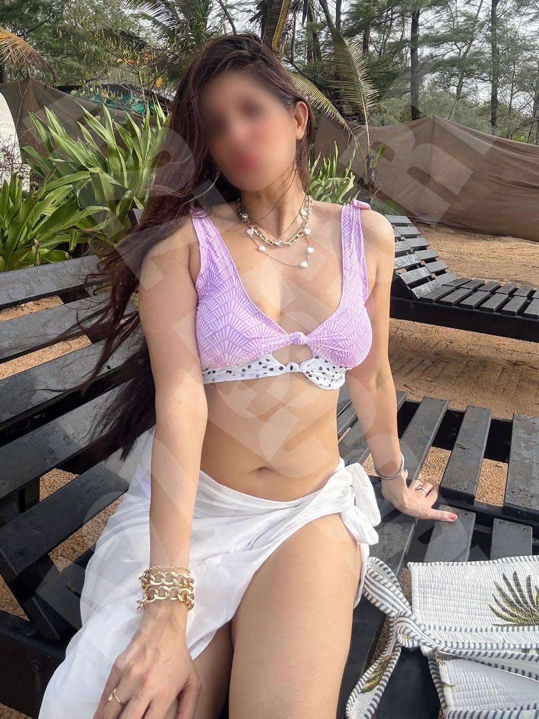 call girls in Navi Mumbai with stunning companions, playful brunette Call Girl in Navi Mumbai enjoying the outdoors